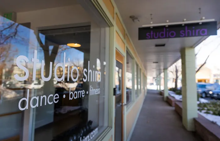 studio shira Picture 3
