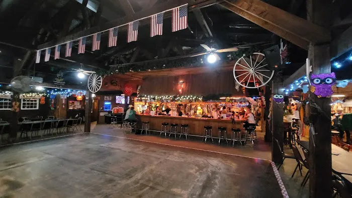 Mishnock Barn Picture 7
