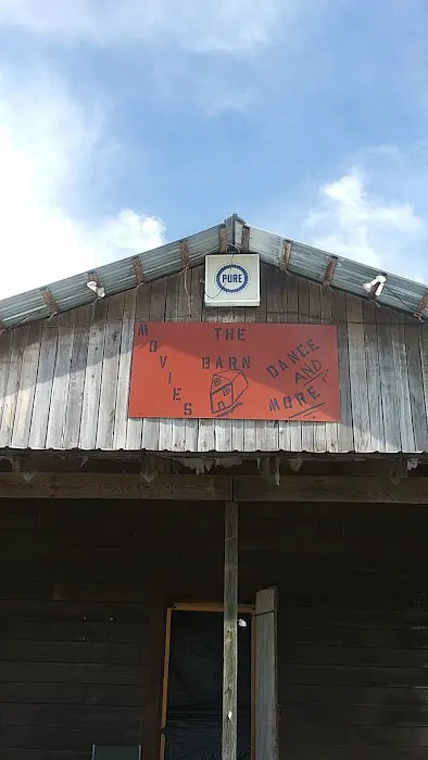The barn Picture 2