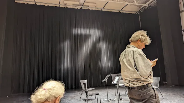 171 Cedar Arts Center Picture 6