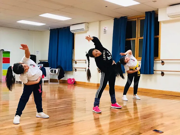 Ballet Factory Picture 5