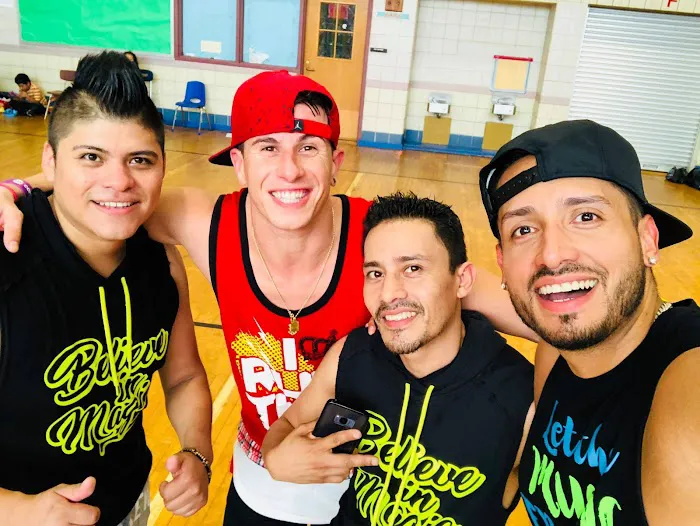 seven zumba Picture 4