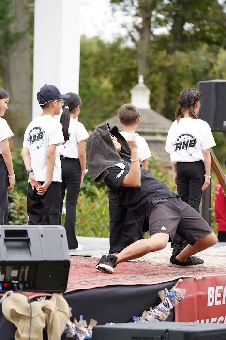 RMB Dance Studio Picture 8