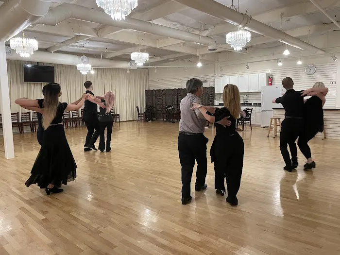 Versal Dance Studio Picture 2
