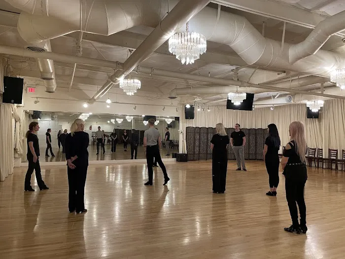 Versal Dance Studio Picture 5