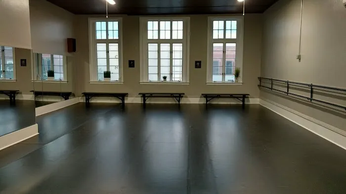 Deborah's School of Dance Picture 4