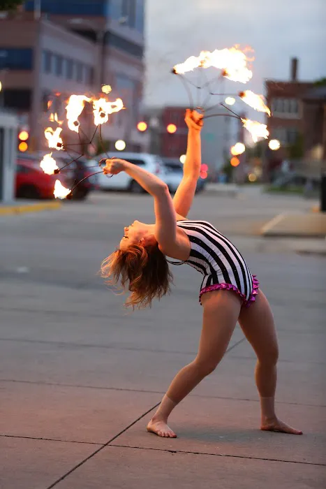 South Dakota Aerial & Arts | Aerial Fitness & Entertainment Picture 4