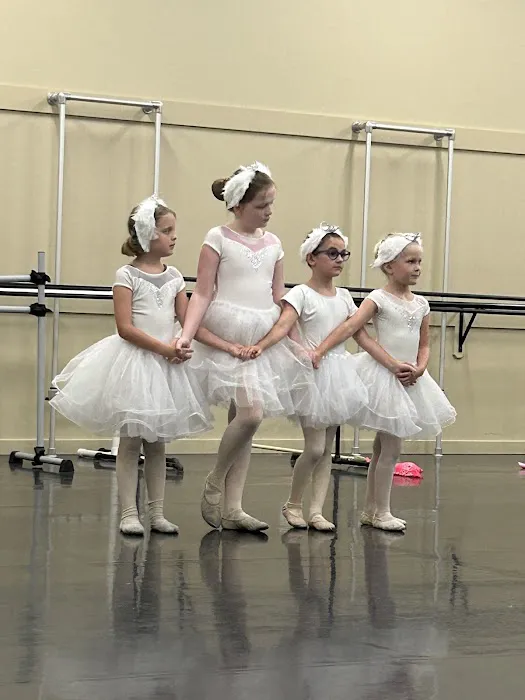 Heartland Conservatory of Dance Picture 2