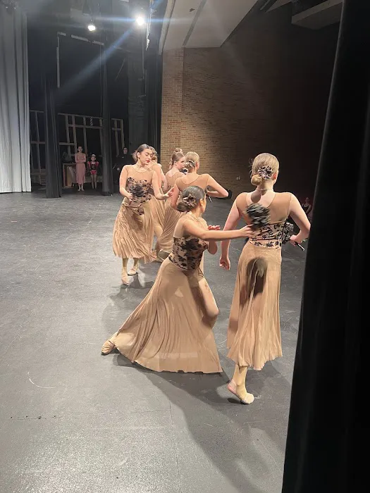 On Pointe Dance Centre Picture 3