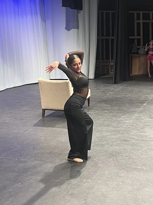 On Pointe Dance Centre Picture 2