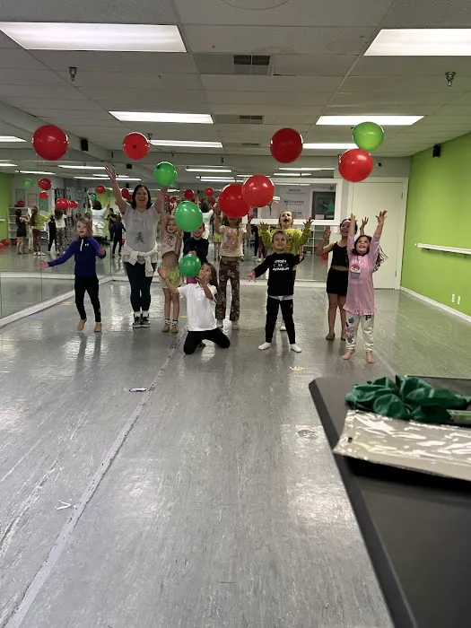 On Pointe Dance Centre Picture 9