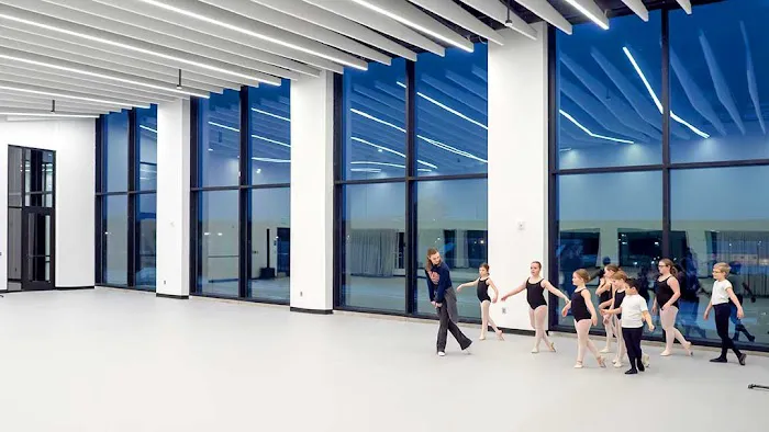 American Midwest Ballet School Picture 7