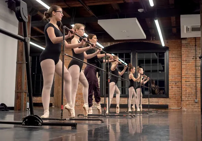 American Midwest Ballet School Picture 6