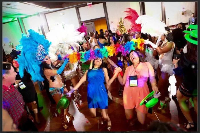 Hora Loca Entertainment Picture 3