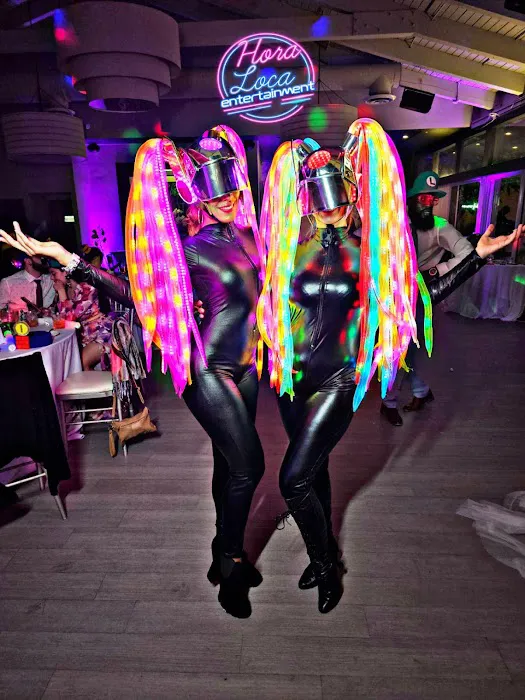 Hora Loca Entertainment Picture 6