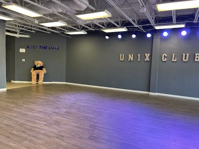 Unix Dance Club Picture 4