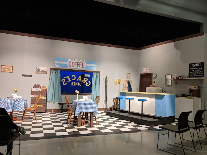 Verona Area Community Theater Picture 2