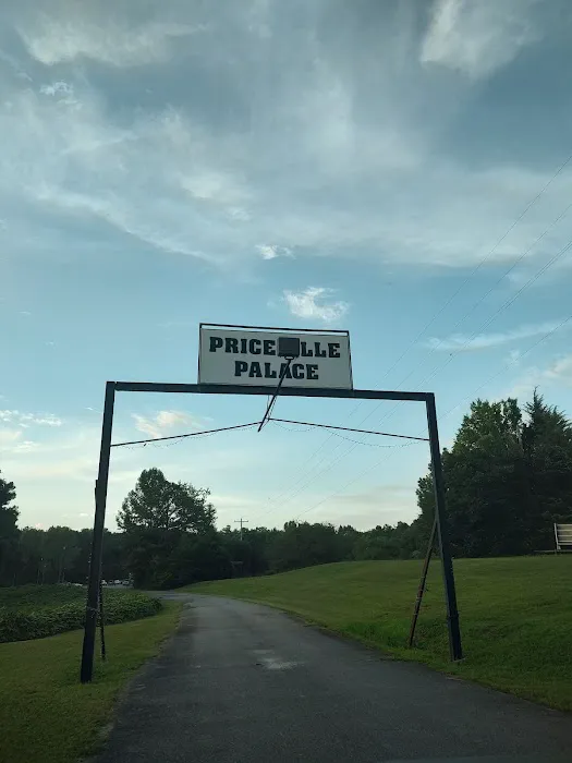 Priceville Palace Picture 4