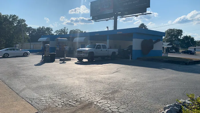 Dance-N-Don's Carwash Picture 9