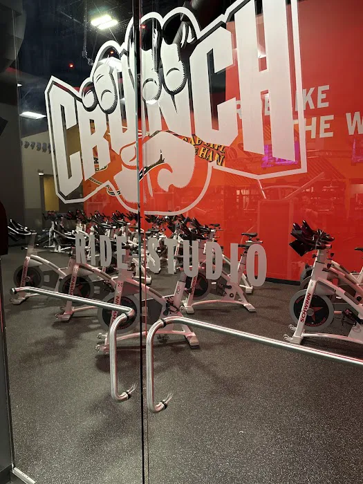 Crunch Fitness - Wellington Picture 7