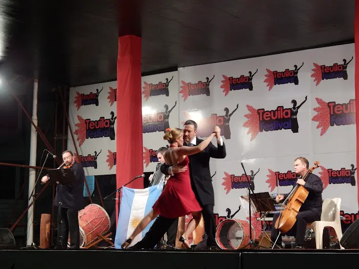 Argentine Tango with Mira Barakat Picture 8