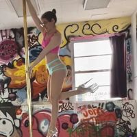 1989 Pole - a pole fitness and dance studio ico