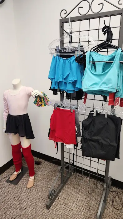 On Your Toes Dancewear, LLC Picture 2