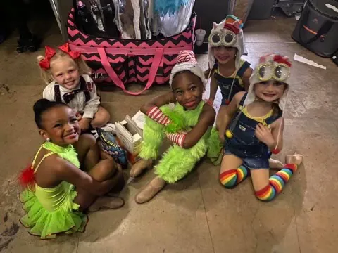Top Hat Talent Performing Arts Picture 4