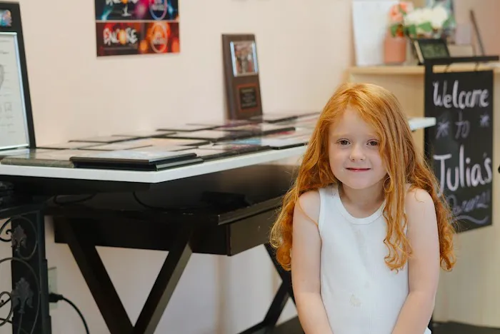 Julia's Dance Academy Picture 7