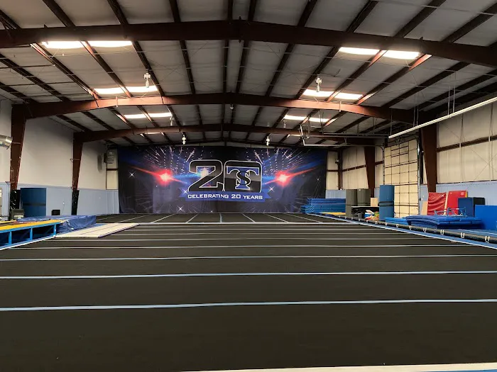 Twist & Shout Norman - Cheerleading and Tumbling Picture 4