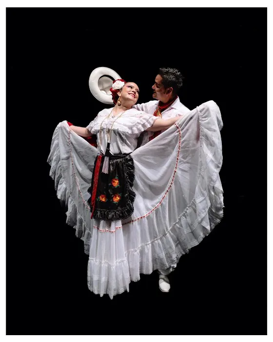 Ballet Folklorico Xochipilli of OKC Picture 1