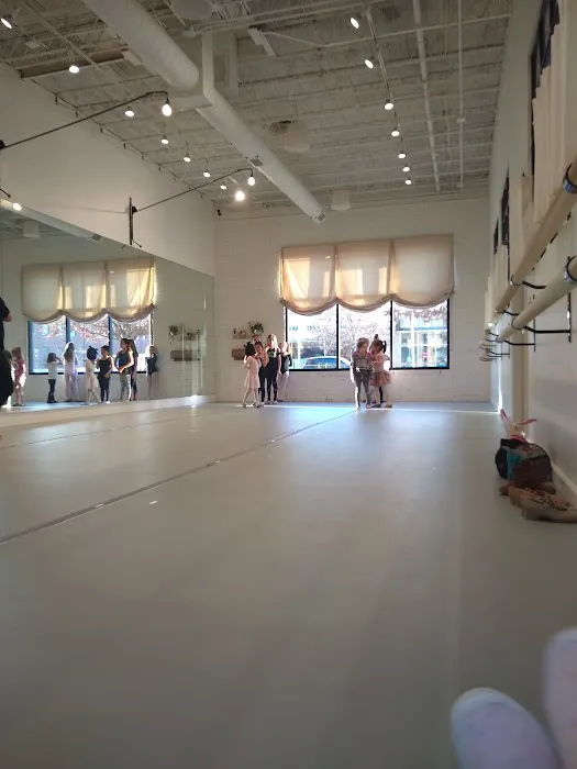 Sweet Yield Studio Picture 7