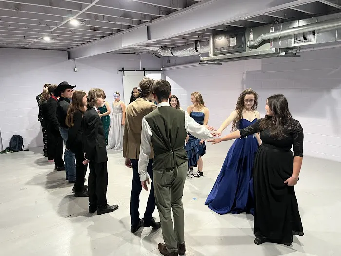 Ballet barn Picture 1