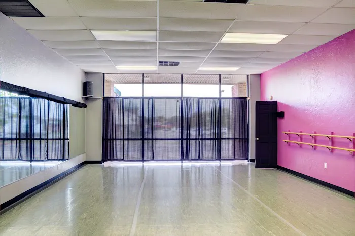 Velocity Dance Center Picture 5