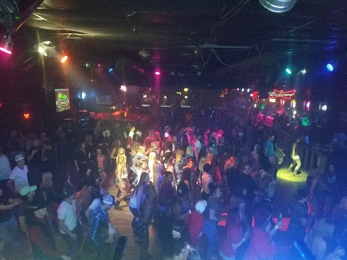 Redneck Dance Hall Picture 9