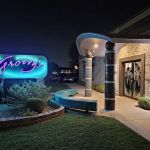 Groovy's
