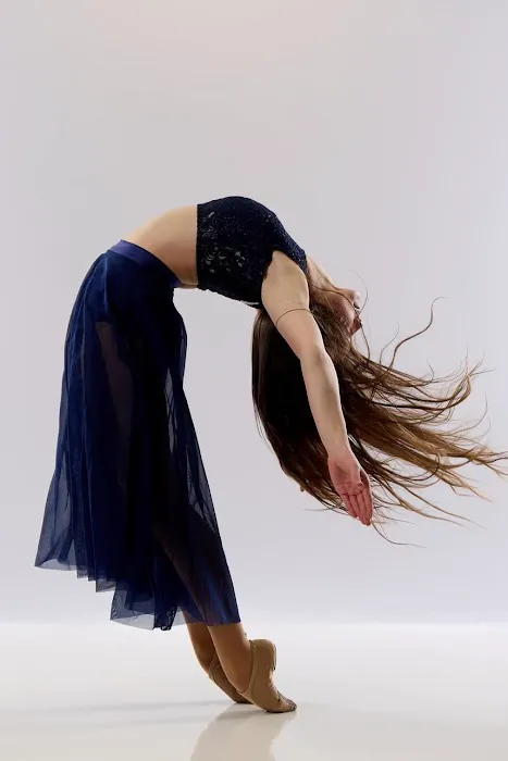 Dance Phase Picture 4