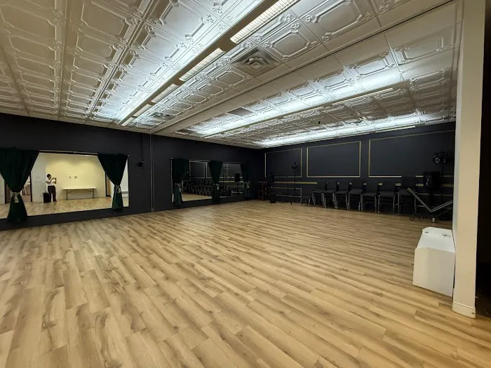 Twisters Comedy Club & Dance Hall Picture 10