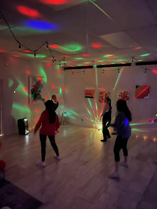 Energetic Motion Studio Picture 3