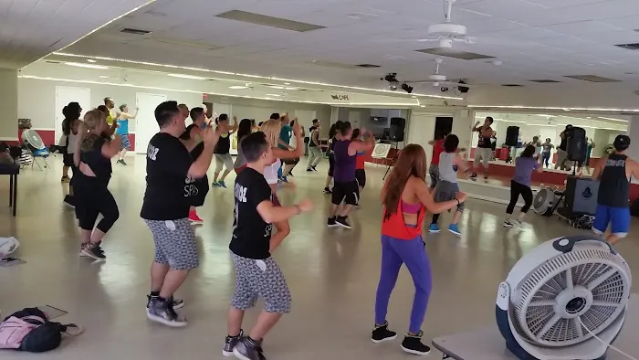 Arodis Machado Zumba Picture 5