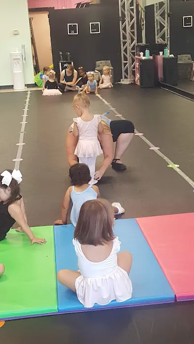 Tip Tap Toes Dance Company Picture 2