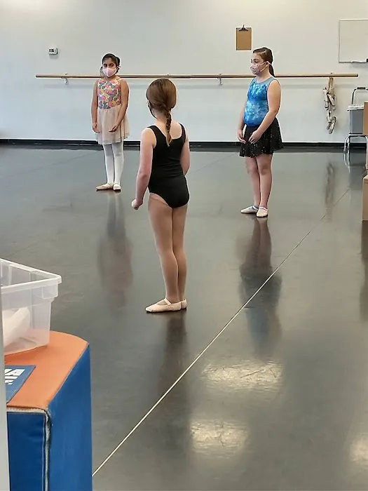 that dance place Picture 1
