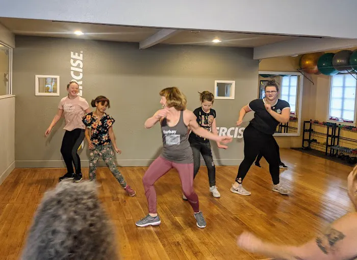 Lake County Jazzercise Picture 2