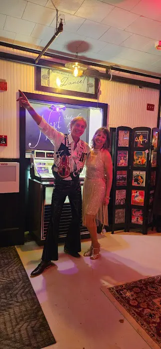 Rockingham Ballroom Picture 9