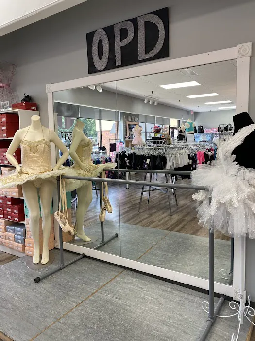 On Pointe Dancewear LLC Picture 7