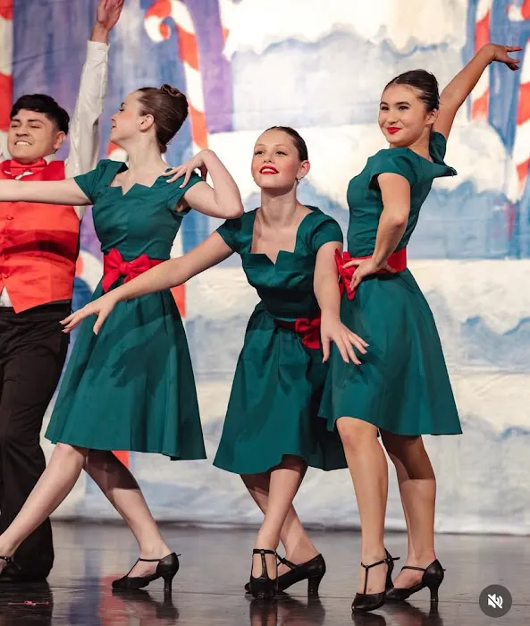 FineLine Theatre Arts Picture 4