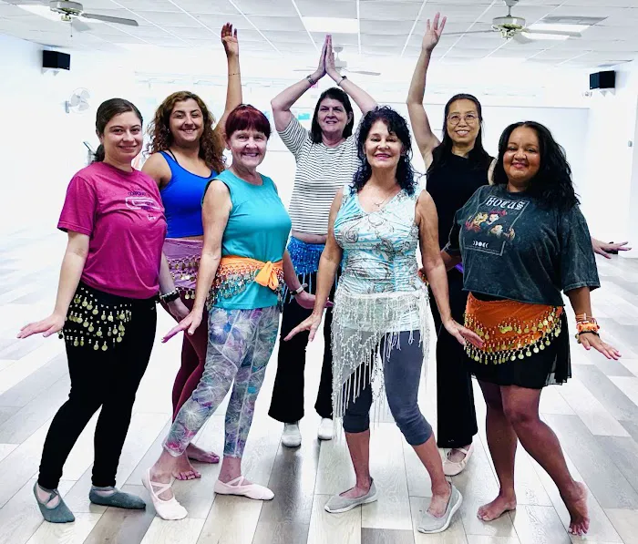 A MAGI Belly Dance Picture 2