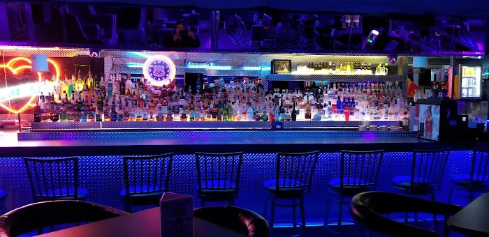 Heartbeats Exotic Nightclub Picture 5