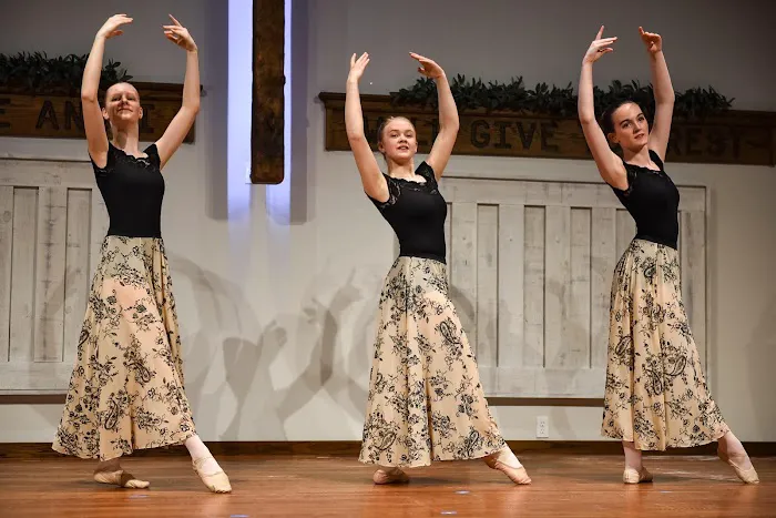 Soli Deo Gloria Academy of Ballet Picture 9