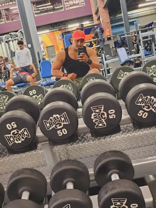 Crunch Fitness - Seminole Picture 4